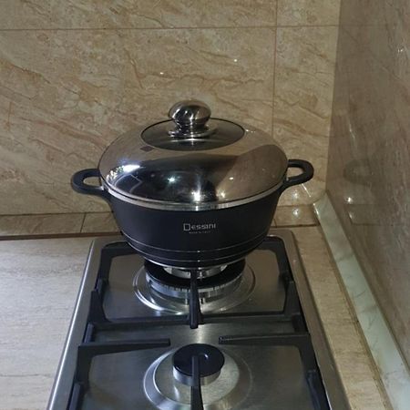 Apartment Izabella Tbilisi Værelse billede