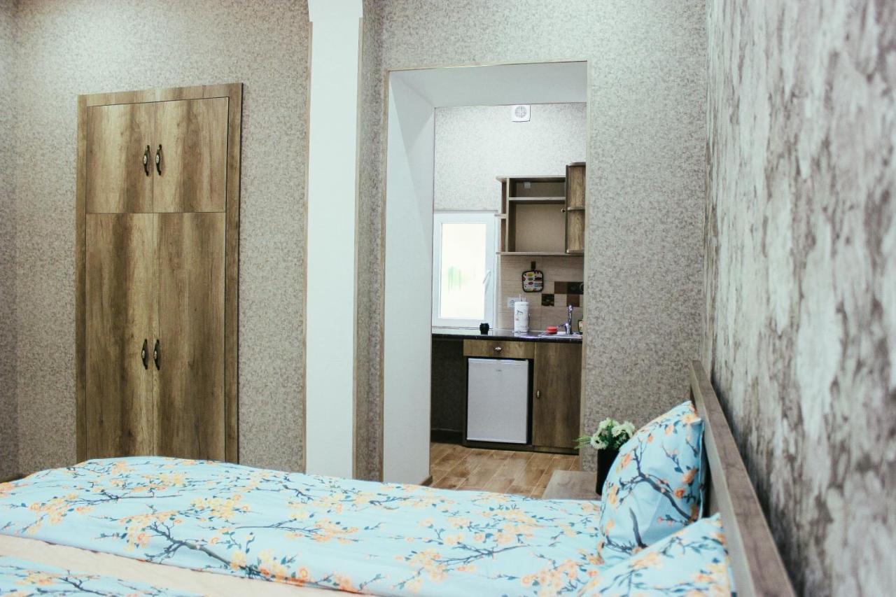 Apartment Izabella Tbilisi Eksteriør billede