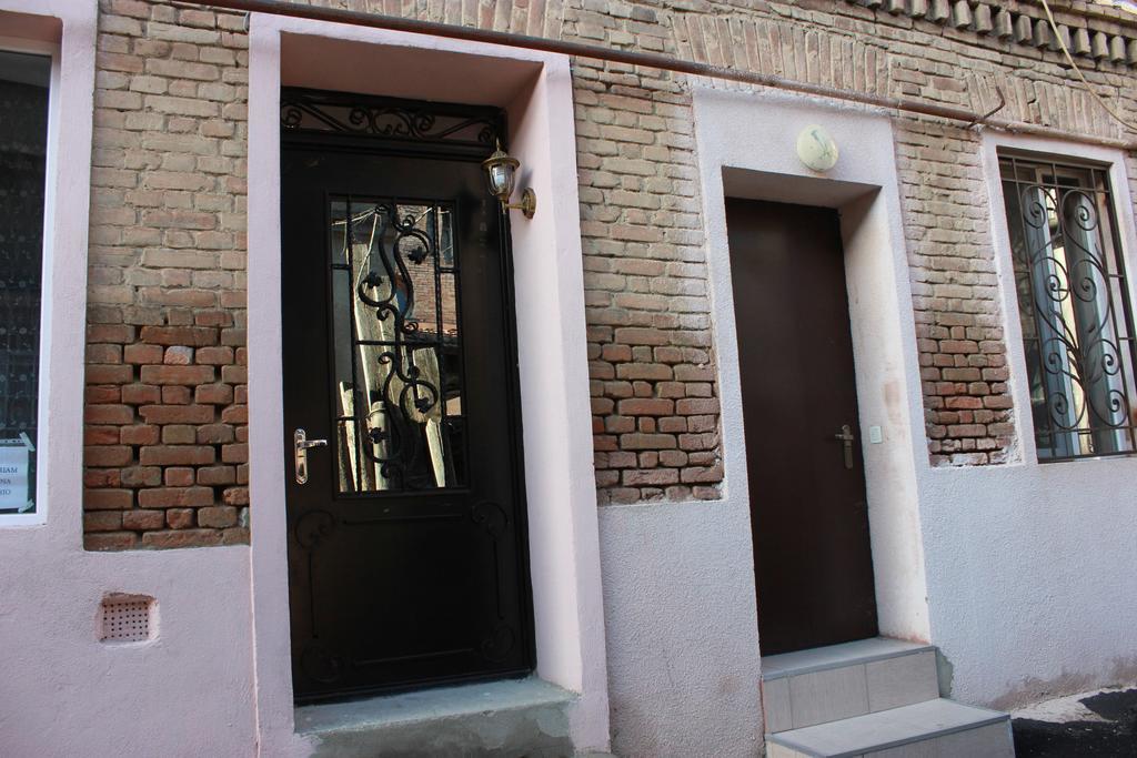 Apartment Izabella Tbilisi Eksteriør billede